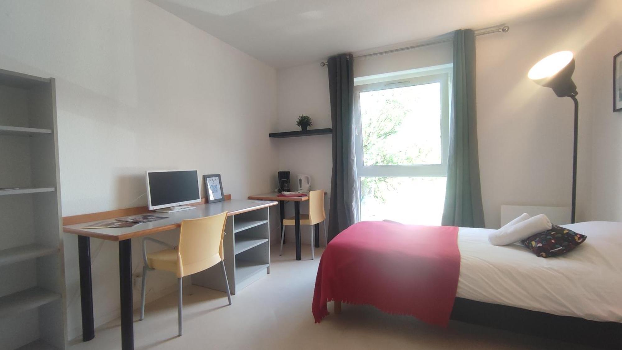 Neoresid - Residence Du Parc Reims Dış mekan fotoğraf